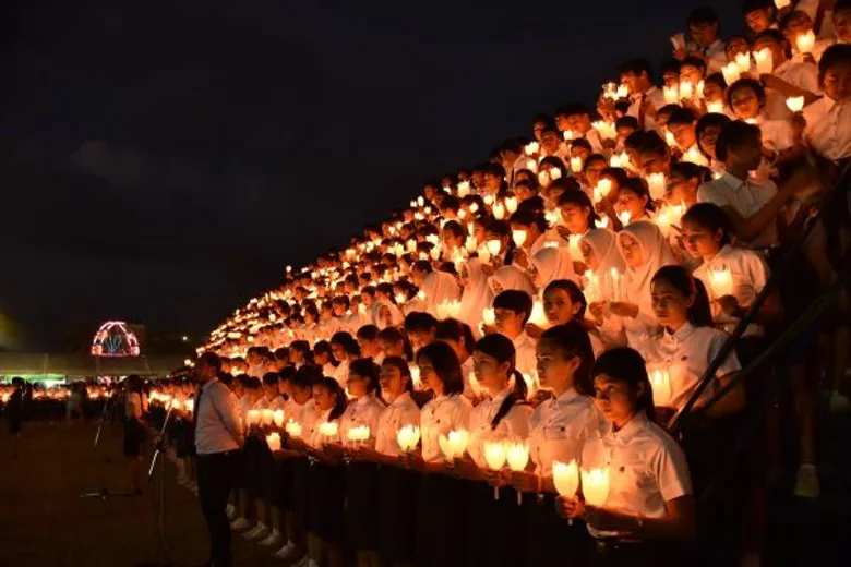 มรภ.สงขลา จัดงานวิถีวัฒนธรรม ตามรอยพ่อ 300 โนรารำถวายอาลัย-นักแสดงอินโด มาเลย์ ร่วมเวที