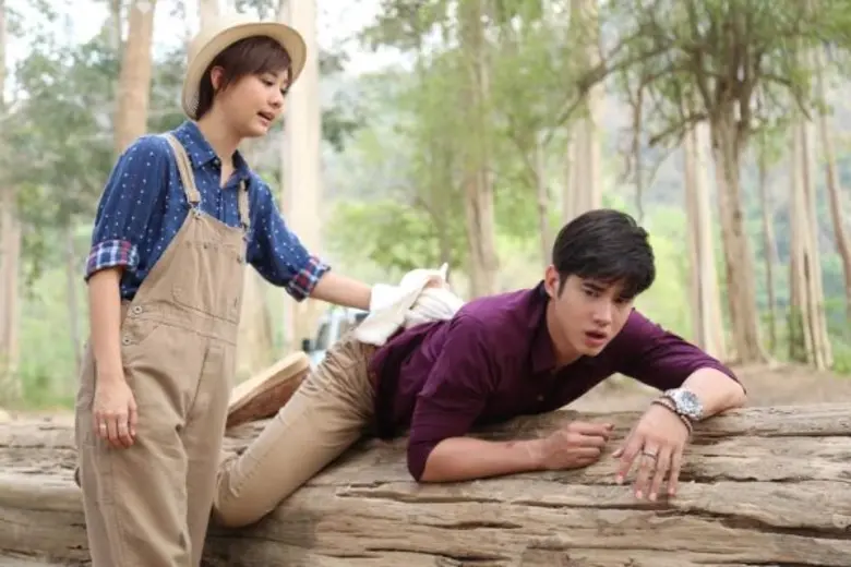 ทีวีไกด์: เรื่องย่อตอน “บัลลังก์ดอกไม้” ออกอากาศ วันที่ 10-12 กุมภาพันธ์ 2560 (ศ. เวลา 20.45 น.// ส.-อา. เวลา 20.15 น.  ช่อง3 HD ช่อง33)