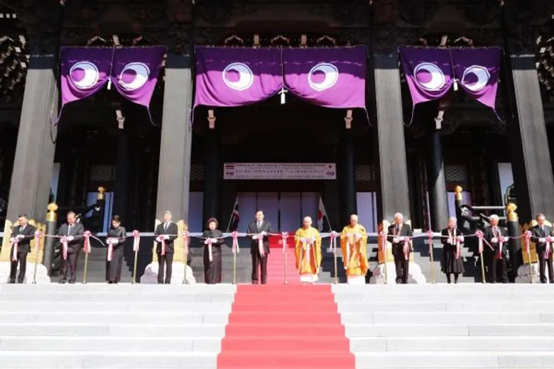 ไทย-ญี่ปุ่นร่วมกันจัดพิธีบำเพ็ญกุศลสตมวารถวายเป็นพระราชกุศลแด่พระบาทสมเด็จพระปรมินทรมหาภูมิพลอดุลยเดชที่วัดเน็นบุตสึชู พระสงฆ์ ภิกษุณี และชาวญี่ปุ่นพร้อมใจร่วมพิธีกว่า 3 พันคน