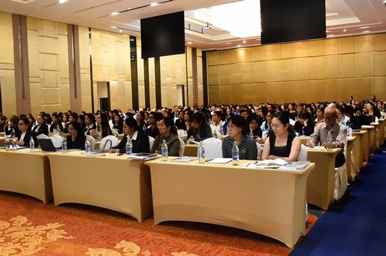ประชุมการชี้แจงแนวทางการปฏิบัติในการคุ้มครองสิทธิผู้ป่วยฉุกเฉินวิกฤต ณ โรงแรมเบสท์เวสเทิร์นพลัสแวนด้าแกรนด์