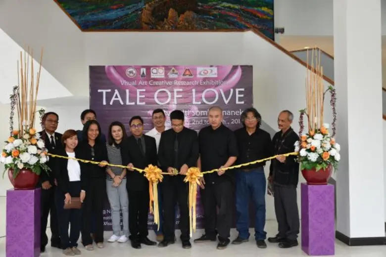 ชมมุมมอง ความงดงามของความรักในนิทรรศการศิลปะ “นิทานรัก Tale of Love”