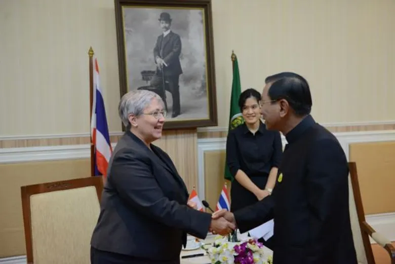 กระทรวงเกษตรฯ จับมือ แคนาดา ร่วมยกระดับคุณภาพสินค้าเกษตรให้มีความปลอดภัยต่อผู้บริโภค พร้อมขยายความร่วมมือด้านวิชาการระหว่างผู้เชี่ยวชาญด้านการเกษตรระหว่างสองประเทศ