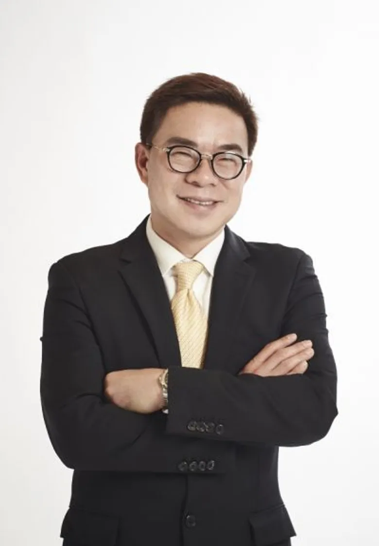 ข่าวซุบซิบ: พันธมิตรโกลเด้นแลนด์เพื่อการกุศล ครั้งที่ 4