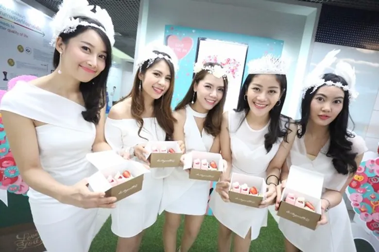 โรงพยาบาลกรุงเทพพัทยา มอบขนมเค้กเมนูพิเศษ ต้อนรับวันวาเลนไทน์ มอบแด่ผู้ป่วยในวันวาเลนไทน์นี้
