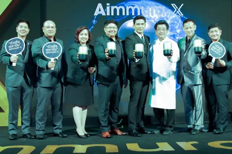 ป๋อ ณัฐวุฒิ สกิดใจ” นักแสดงตัวจริง คว้าบทบาทใหม่พรีเซ็นเตอร์มาดสายลับ Aimmura-X” เซซามินตัวจริง ผลิตภัณฑ์เสริมอาหารจากงาดำเพื่อสุขภาพทีดี่ยิ่งกว่า…ล่าสุดจากไอยรา แพลนเน็ต