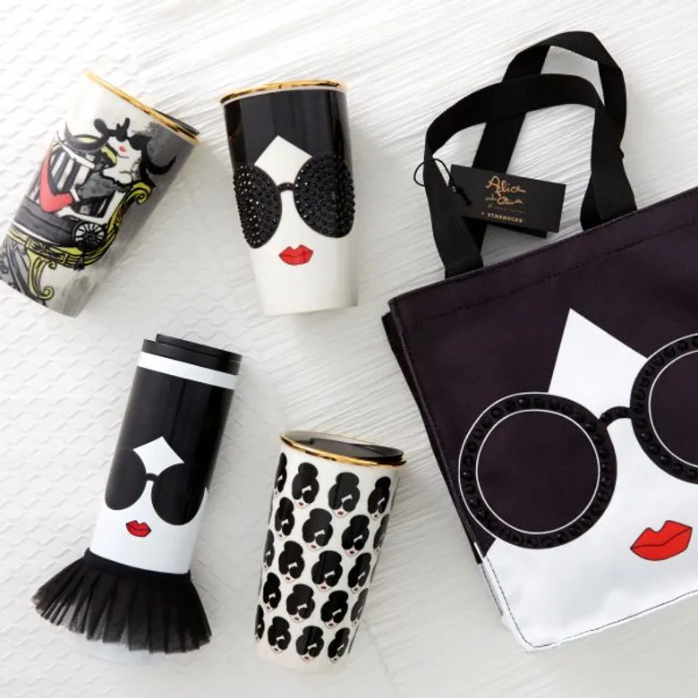 สตาร์บัคส์เผยโฉมการกลับมาอีกครั้งของคอลเลคชั่นสุดเฟี้ยว alice + Olivia