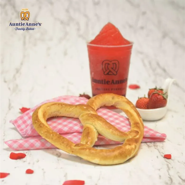 “Auntie Anne’s All We Need Is Love” รักใครบอกไปให้เต็มอิ่ม