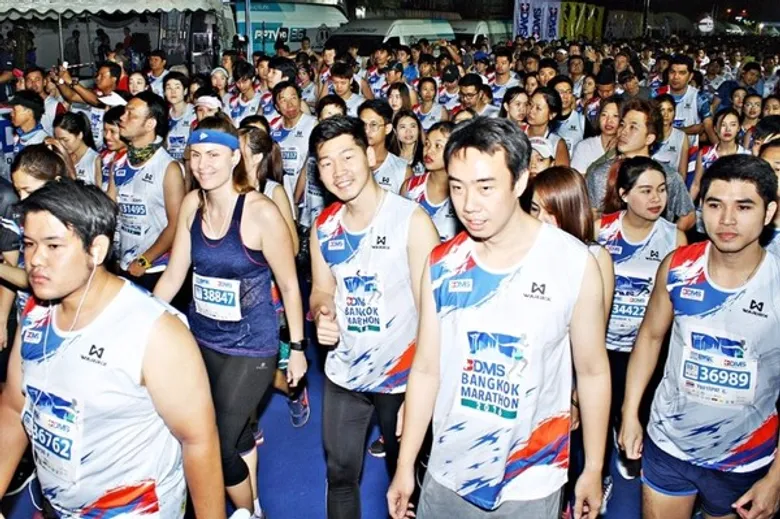 นักวิ่ง 60 ประเทศทั่วโลกร่วมงาน วิ่งมาราธอนนานาชาติ BDMS Bangkok Marathon 2016