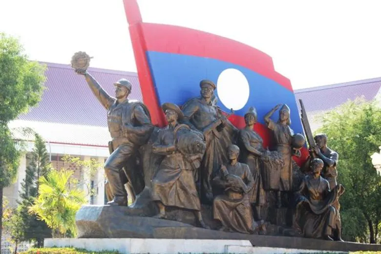 สมาคมนิสิตเก่ามหาวิทยาลัยนเรศวรจัดทำแผนยุทธศาสตร์ ณ ประเทศลาว