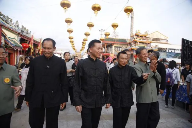 วธ.ร่วมเปิดงานมหกรรมท่องเที่ยวปัตตานี-สมโภชเจ้าแม่ลิ้มกอเหนี่ยวปี ๖๐ อัญเชิญองค์เจ้าแม่ลิ้มกอเหนี่ยวและองค์พระ ๒๕ องค์ในพิธีลุยน้ำข้ามแม่น้ำปัตตานี