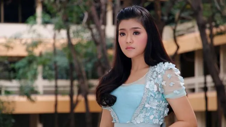 ธัญญ่า อาร์สยาม ร้องไห้หนักมาก เห็น เบิ้ล ปทุมราช อาร์สยาม กอดสาว ในเอ็มวี ใจกังวล