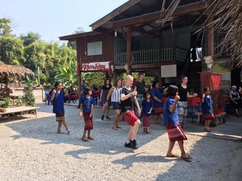 อพท.ต้อนรับคณะสถานเอกอัครราชฑูต ณ กรุงเวลลิงตันพานักเรียนนิวซีแลนด์แลกเปลี่ยนเรียนรู้เมืองโบราณอู่ทอง