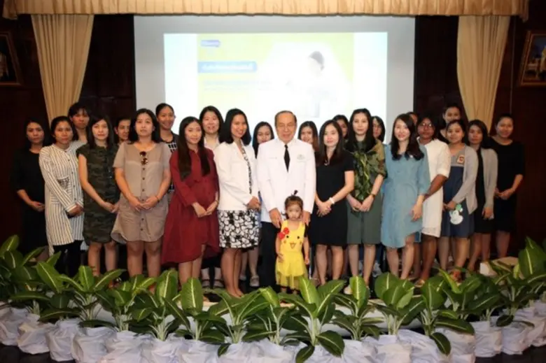โรงพยาบาลหัวเฉียว ร่วมกับ Mead Johnson จั...