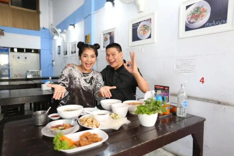 ทีวีไกด์: รายการ “ตลกแหลก” “ตั๊ก-นุ้ย” พาแฟนๆไปยังย่านชานเมือง ตะลุยหาเมนูเด็ดขึ้นชื่อในโซนเมืองทอง