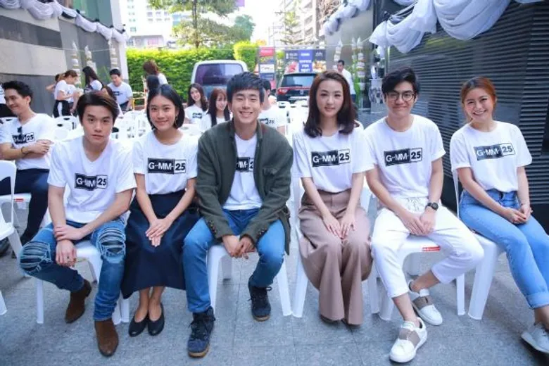 GMM25 ขนทัพนักแสดงกว่าสามสิบชีวิต ถือฤกษ์ดีบวงสรวงซีรี่ส์ 4 เรื่อง 4 รส