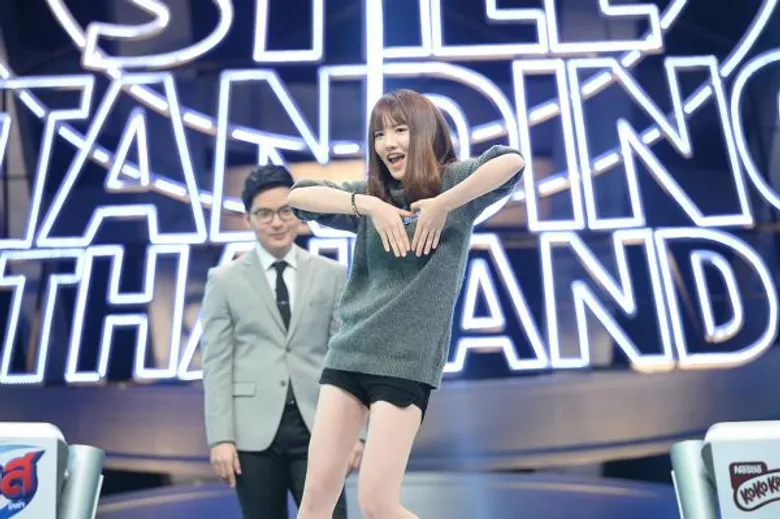 ทีวีไกด์: รายการ “ตกสิบหยิบล้าน STILL STANDING THAILAND” “แกรนด์ – กรณ์ภัสสร” อยากลองเชิง ปะทะสายแดนซ์รุ่นพี่ “หว่าหวา – ไพลิน” วัดความแน่!!!