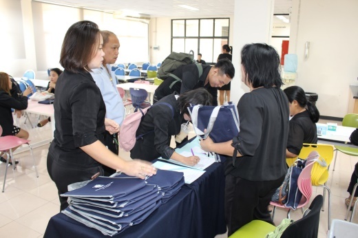 ปภ. โดย ศูนย์ ปภ.เขต 1 ปทุมธานี ประชุมเชิงปฏิบัติการการรายงานผลการปฏิบัติงานป้องกันและลดอุบัติเหตุทางถนนช่วงเทศกาล