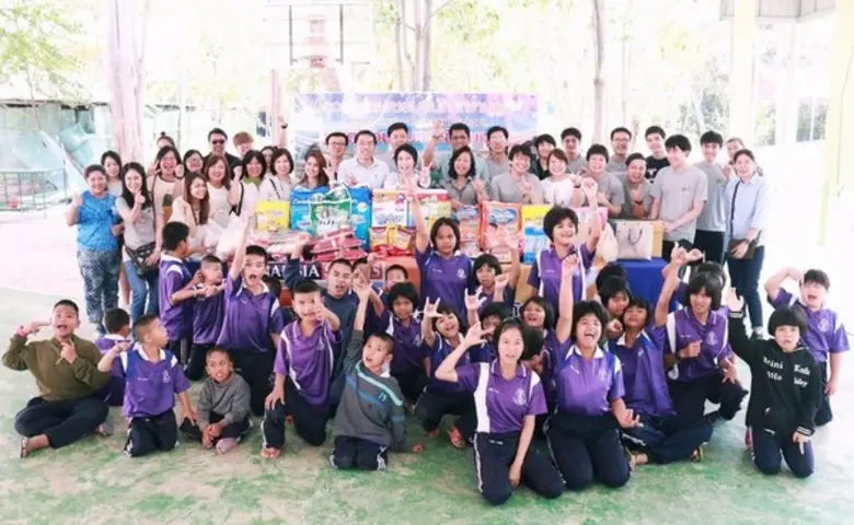 นางพรพริ้ง สุขสันติสุวรรณ กรรมการผู้อำนวยการ บมจ.หล...