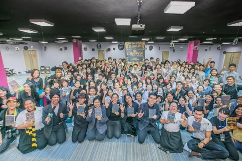 นานมีบุ๊คส์เปิดตัว “สัตว์มหัศจรรย์และถิ่นที่อยู่ ต้นฉบับบทภาพยนตร์” เรื่องราวบทใหม่ในโลกเวทมนตร์ของ เจ.เค. โรว์ลิ่ง