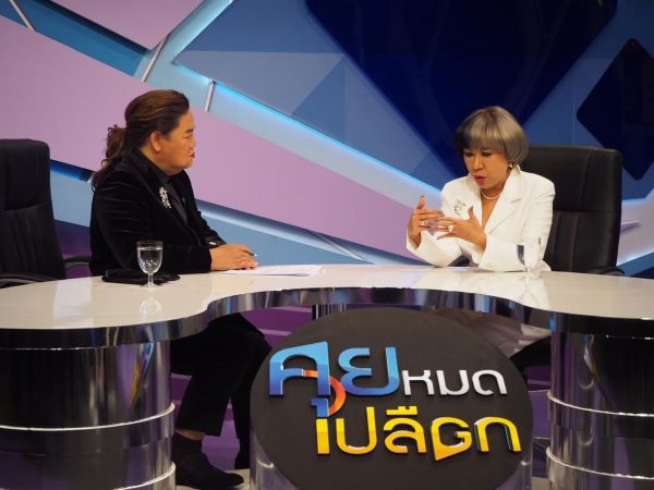 “ครูอ้วน มณีนุช” โต้กิ๊ก “อาจารย์เชน” รับกลางรายการ “คุยหมดเปลือก” มีความรู้สึกดีให้