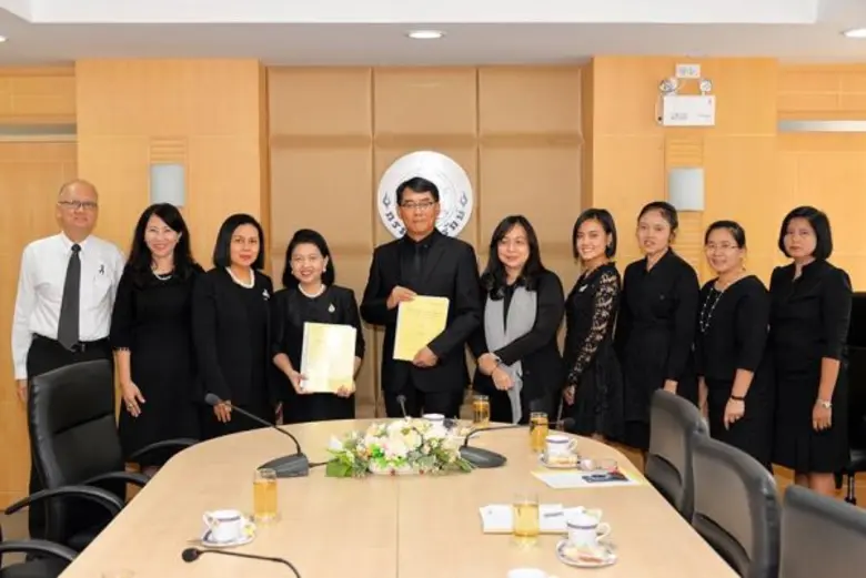 นางนงลักษณ์ ขวัญแก้ว รองอธิบดีกรมธนารักษ์ เป็นประธา...