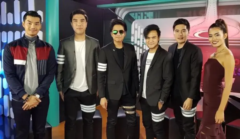 ทีวีไกด์: รายการ “LIFE BEATS” แตกดังโพล๊ะ!! ..มือกีตาร์ “Jetset'er” ฉี่แตก!! กลางคอนเสิร์ต