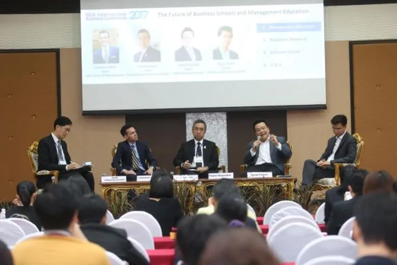 คณะบริหารธุรกิจ สถาบันบัณฑิตพัฒนบริหารศาสตร์ ยกทีมนักวิชาการชั้นนำร่วมงานประชุมวิชาการนานาชาติประจำปี 2560 หัวข้อ “Innovative Management: Bridging Theory and Practice”