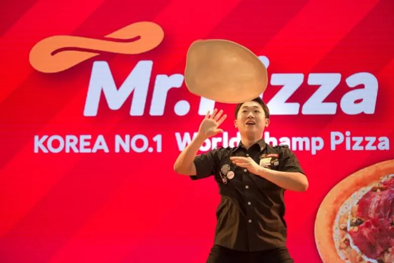 ฟู้ดแลนด์ฯ ส่ง “Mr.Pizza” ปักธงภาคอีสาน พิซซ่าพรีเมี่ยมแบรนด์อันดับ 1 สัญชาติเกาหลี เปิดแล้วที่เทอร์มินัล 21 โคราช