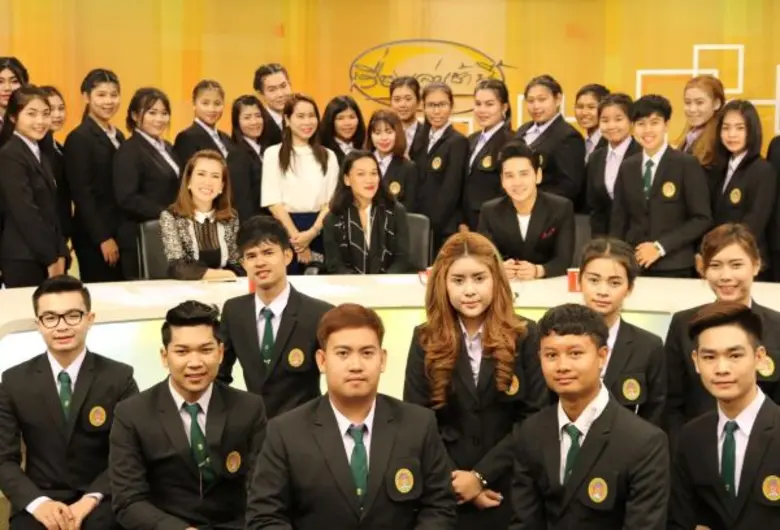 ไบรท์ พิชญทัฬห์ จันทร์พุฒ เปิดบ้านต้อนรับ...