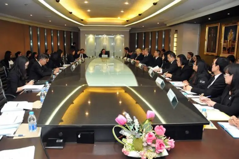 นายประสงค์ พูนธเนศ อธิบดีกรมสรรพากร ให้กา...