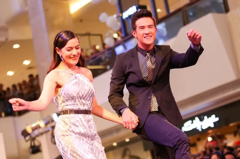 “เจมส์ มาร์-คิมเบอร์ลี่” ร่วมฉลองเปิดศูนย์การค้าเซ็นทรัลพลาซา บางนา โฉมใหม่ “The New Central Plaza Bangna : ใหม่หมดจด ครบทุกเทรนด์”