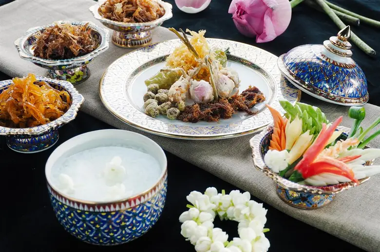 อร่อยคลายร้อน....กับข้าวแช่ต้นตำรับสูตรลับฉบับสวนบัว ตลอดเดือน เมษายน 2560
