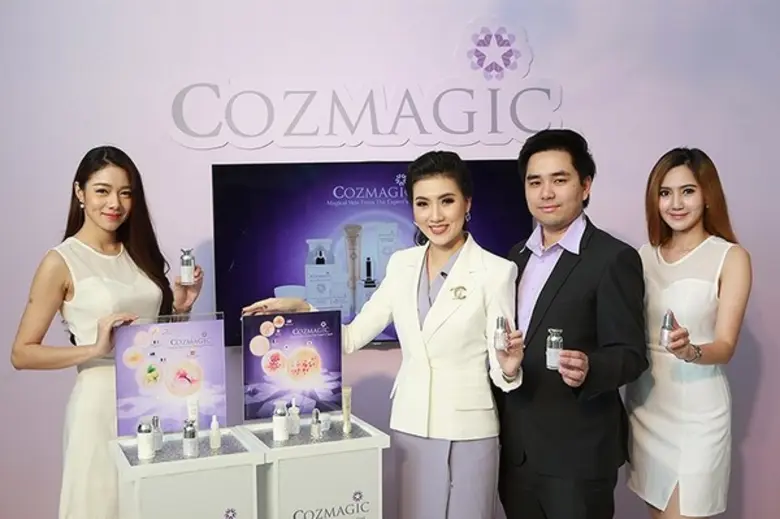 ภาพข่าว: เปิดตัว “Cozmagic” แบรนด์สกินแคร์สัญชาติไทย รุกตลาดเต็มตัว ชูจุดขายตอบโจทย์ผู้บริโภค ตั้งเป้าปี’60 ยอดขายเพิ่มขึ้น