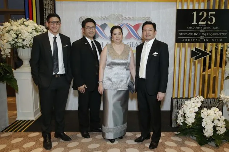 อลังการณ์งานกาล่าดินเนอร์ฯ ฉลองครบรอบ 125 ปี ชื่นชม “หีบอัญมณีประดับเพชร” มูลค่าสูงที่สุดในโลก!