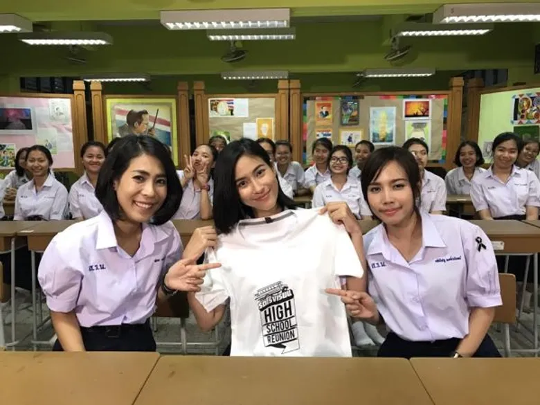ทีวีไกด์: รายการ “รถโรงเรียน High School Reunion” “จุ๋ย” เผยวีรกรรมสายลุยสมัยเรียน!!!