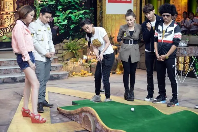 ทีวีไกด์: รายการ “STEP RIGHT UP ใครเก่ง...ใครได้ ล่าค่าเทอม” “ดีเจพล่ากุ้ง” ขอเป็นสายป๋า ลั่น! เปเงินหมดกระเป๋า