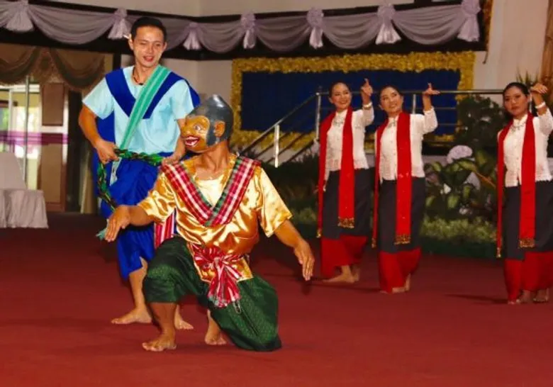 วธ. ร่วมฟื้นฟู "มหาสงกราญรามัญสราญรมภ์" สืบสานประเพณีสงกรานต์วิถีมอญเมืองไทยแบบดั้งเดิม พร้อมรณรงค์คุณค่าประเพณีสร้างความรักในครอบครัว ชุมชนเข้มแข็ง