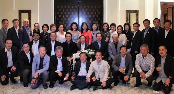 กลุ่มเพื่อน วตท. รุ่นที่ 9 และมิตรสหาย จัดงานเลี้ยง...