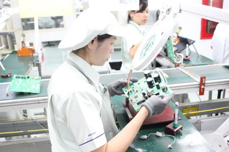 SMEs มีเฮ! กระทรวงอุตฯ เตรียมดีเดย์ปล่อยเงินกู้กองทุนประชารัฐ 2 หมื่นล้าน ดอกเบี้ยต่ำ