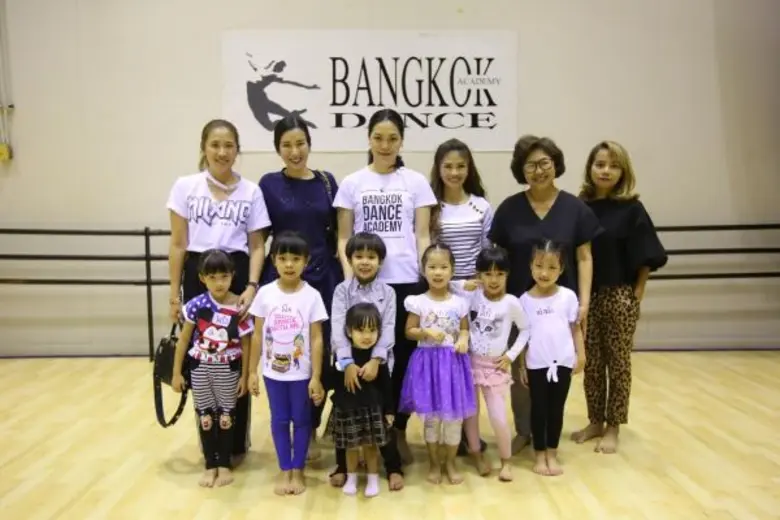 ปลุกจิตนาการลูกๆ เสริมทักษะ สร้างสมาธิ ต้อนรับปิดเทอม เต้นให้เป็น เล่นให้สนุก ไม่หยุดสร้างสรรค์ กับสถาบันบางกอกแดนซ์