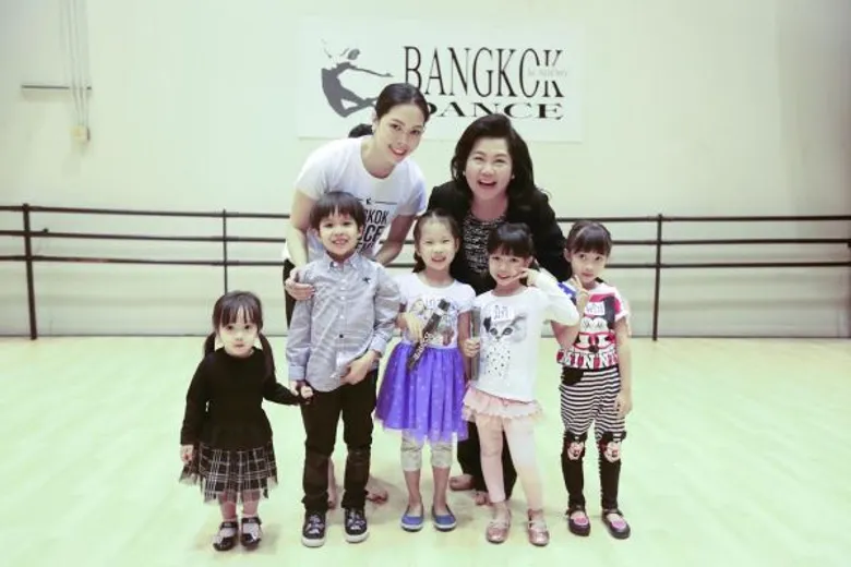 ปลุกจิตนาการลูกๆ เสริมทักษะ สร้างสมาธิ ต้อนรับปิดเทอม เต้นให้เป็น เล่นให้สนุก ไม่หยุดสร้างสรรค์ กับสถาบันบางกอกแดนซ์
