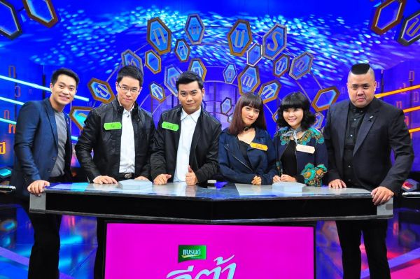 "อักษรล่าแสน The Alphabet Thailand" เสาร์...