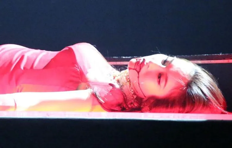 เดอะโชว์มัสโกออน 'ปอย’ แอคติ้งเริ่ด โชว์ดราม่าฉากตายกลางเวที