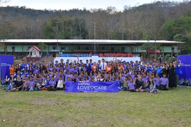 เมื่อ “ความสุข” กระจายตัว ณ ชุมชนเล็กๆ ในจังหวัดสุดขอบชายแดนไทย ซัมซุงอาสาฯ ลุยภารกิจส่งมอบรอยยิ้มในโครงการ “Samsung Love and Care”