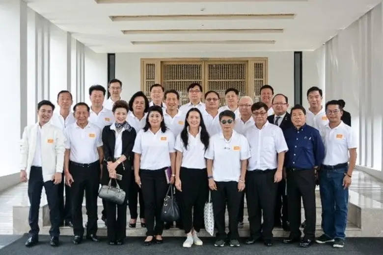 คุณกรกฤช จุฬางกูร กรรมการกลุ่มบริษัท ซัมม...