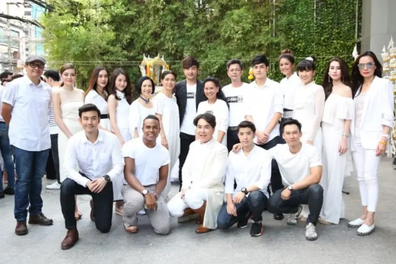 ฉอด-สายทิพย์ มนตรีกุล ณ อยุธยา ประธานเจ้าหน้าที่บริ...