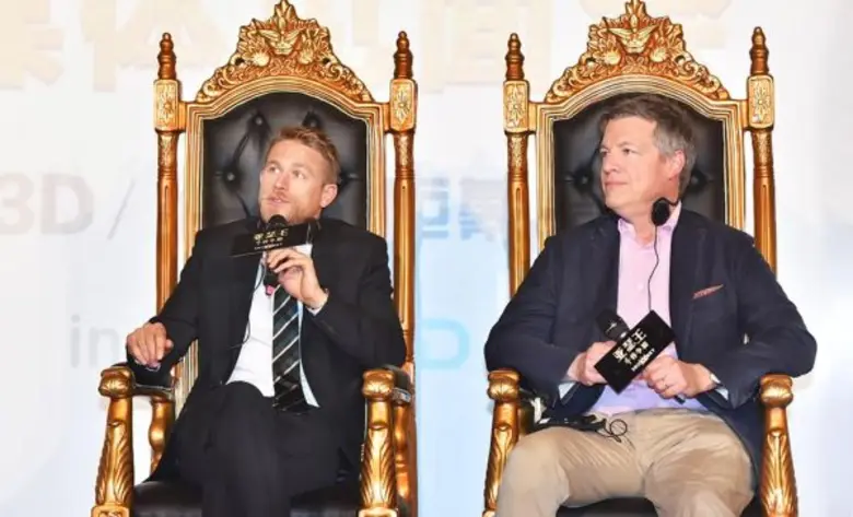 ชาร์ลี ฮันแนม, ไลโอเนล ไวแกรม เดินสายโปรโมท King Arthur: Legend of the Sword ที่ปักกิ่ง