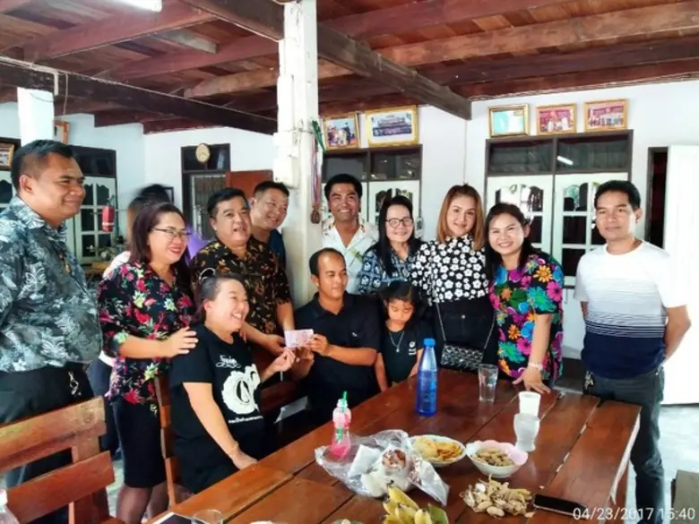 EX.MPA. Batch 1 PTU : นักศึกษา EX.MPA.Batch1 สืบสานประเพณีเทศกาลสงกรานต์ รดน้ำขอพร อธิการบดี ม.ปทุมธานี