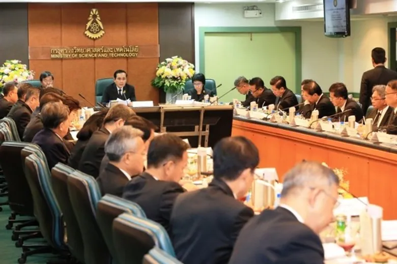 นายกรัฐมนตรีเยือนกระทรวงวิทย์ฯ กระทรวงแห่งอนาคตไทย