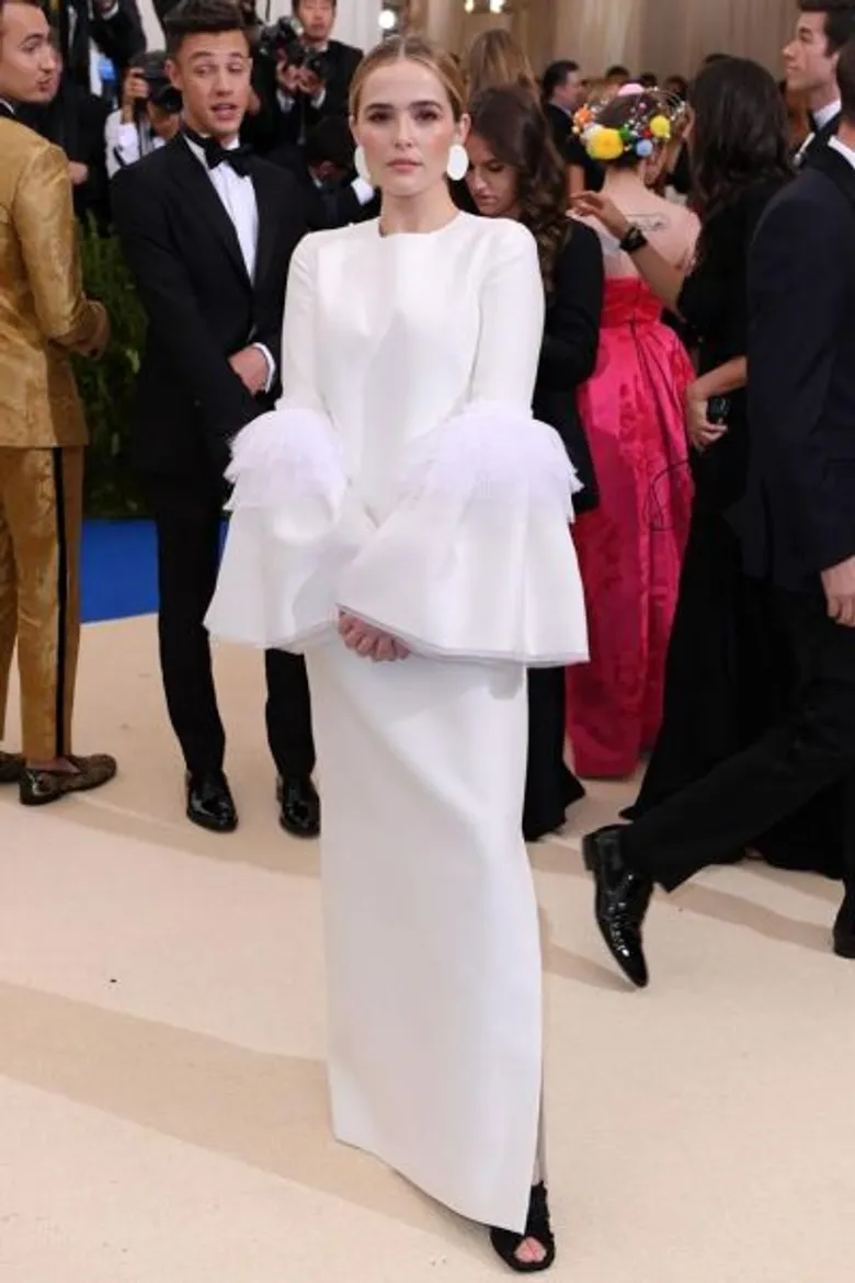 Movie Guide: เหล่าดาราร่วมเดินพรมแดง อวดโฉมแฟชั่นสวยเจิดจรัส! ณ งาน “Met Gala 2017”